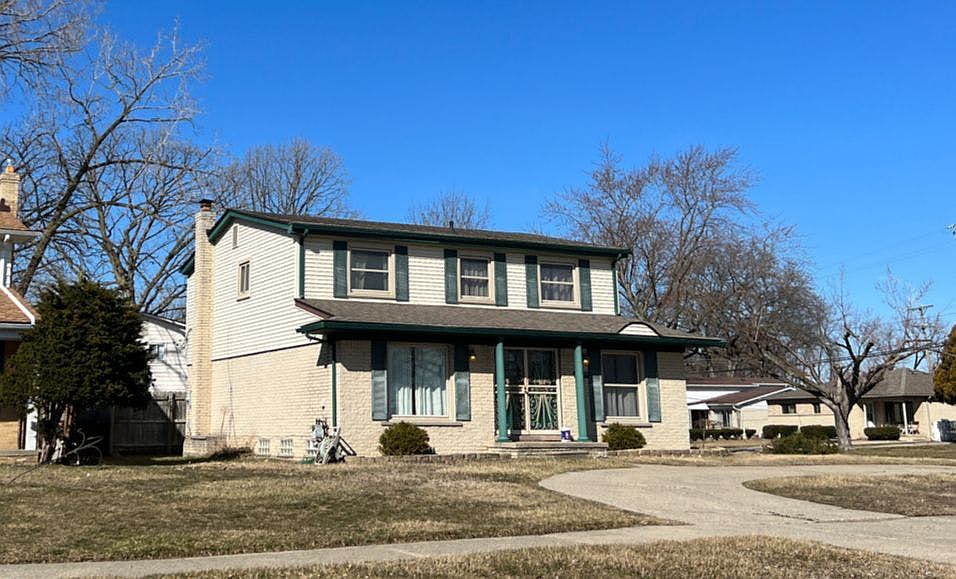 2nd image of 16397 Harden Cir