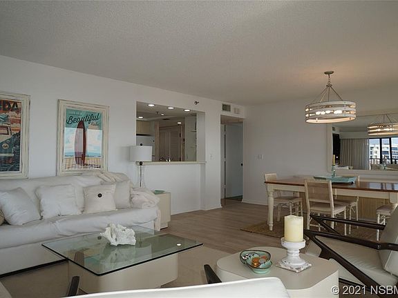 4th image of 4865 S Atlantic Ave #4040