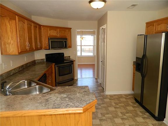 5th image of 3329 Gableridge Ct