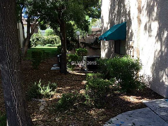 5th image of 4425 Woodpine Dr Unit 101