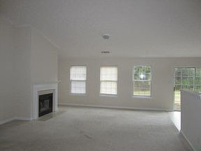 4th image of 5110 Yellow Pine Dr