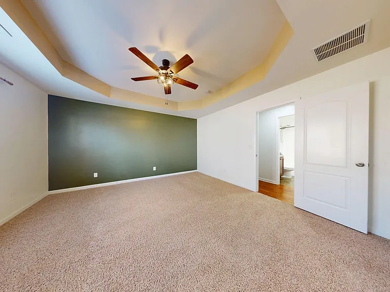2704 Matsu Ln — Photo 9