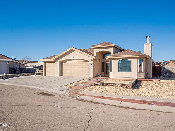 3rd image of 332 Emerald Nook Ct