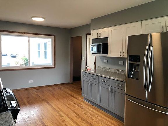 5th image of 431 Abbington Pl