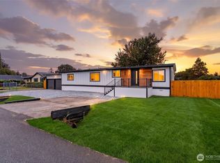 200 10th Avenue N, Algona, WA 98001