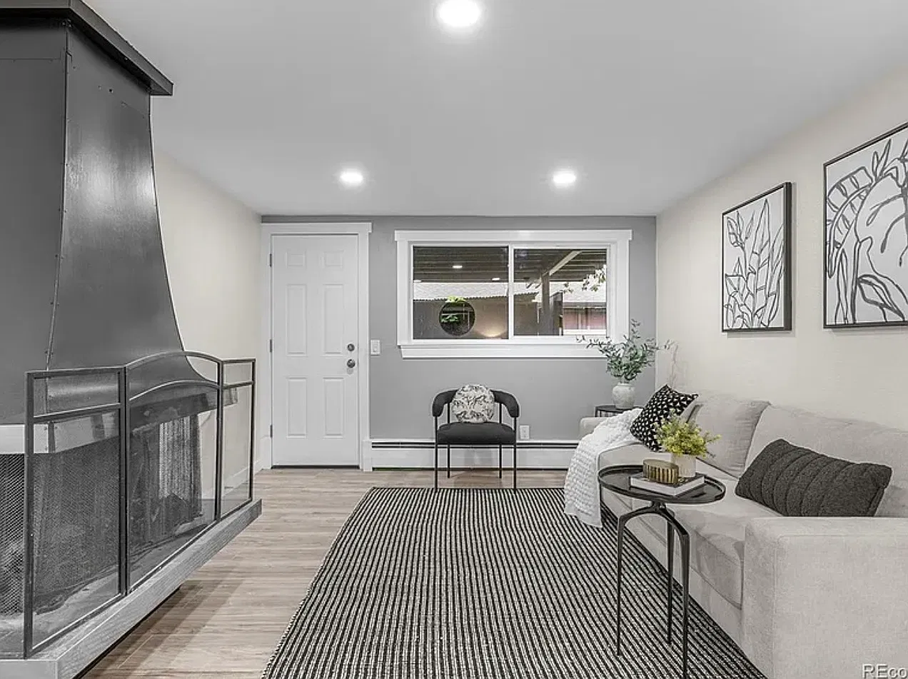 W 14th Ave, Lakewood — Photo 2