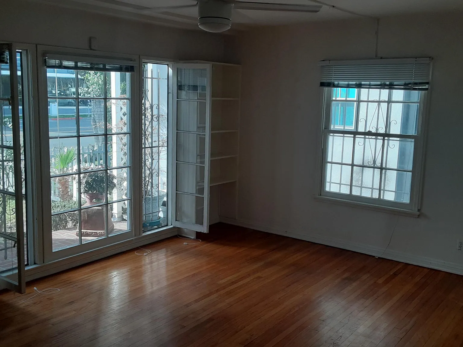 1 bed, 850 sqft, $2,600 — Photo 2