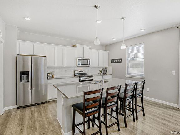 3rd image of 333 N 64th Avenue