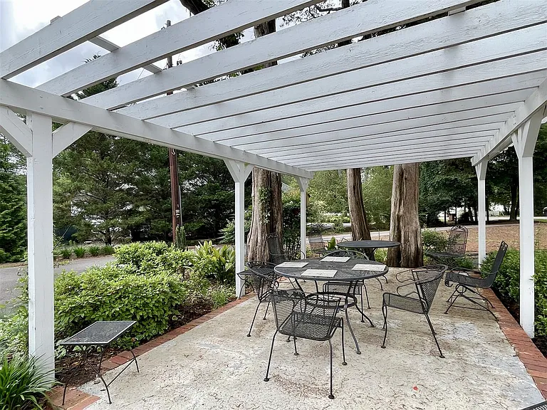 160 Palmetto Rd #3 — Photo 26
