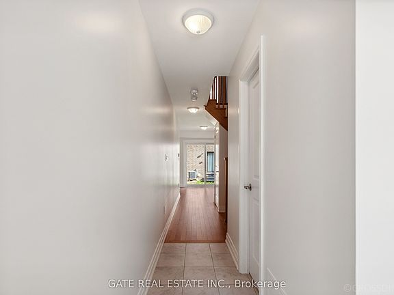 5th image of 27 Moneypenny Pl