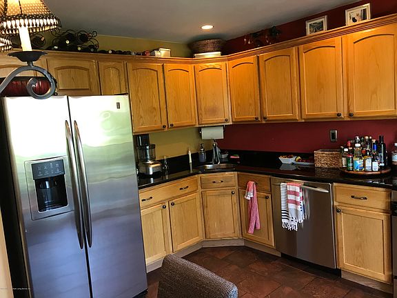 2nd image of 61 Austin Ave