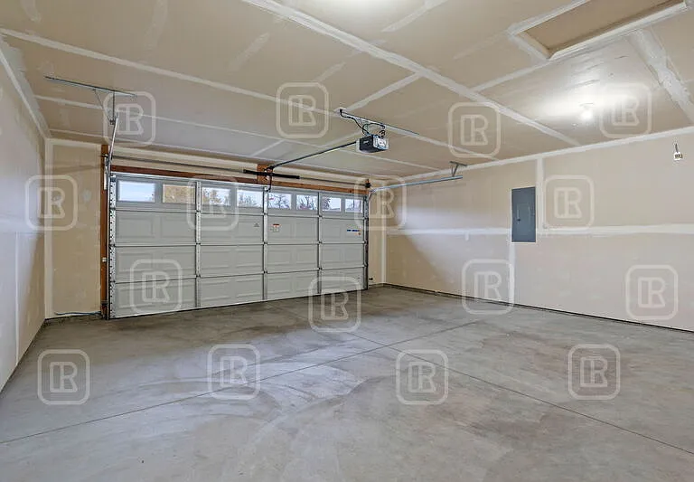17020 E Knox Ln — Photo 29
