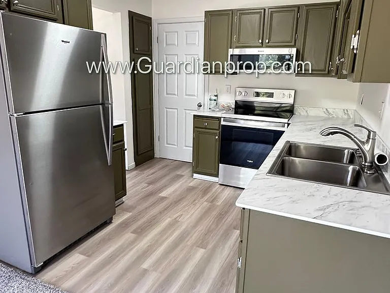 1808 Knox Dr — Photo 8