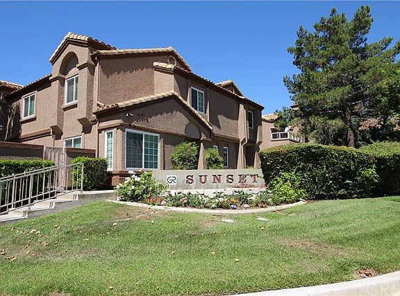 2nd image of 2516 Sundial Dr Unit G