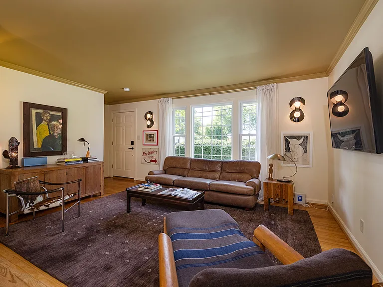 3110 Southlake Dr — Photo 18