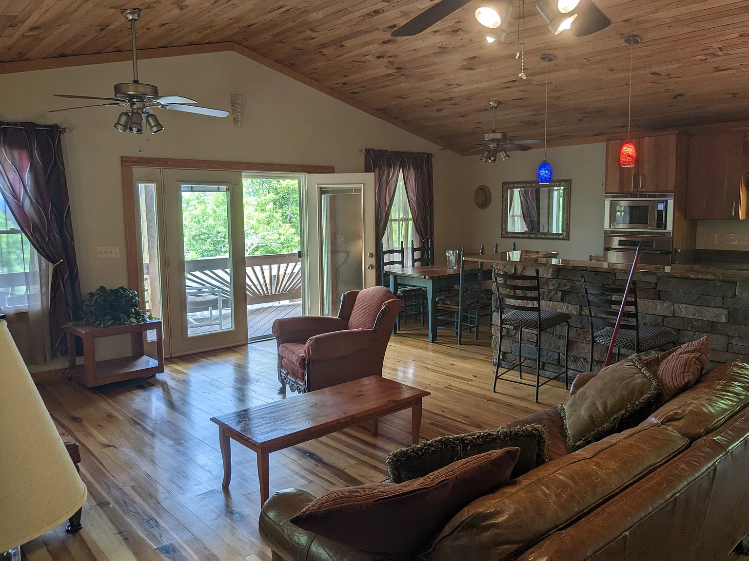 Cummings Pkwy, Hendersonville — Photo 2