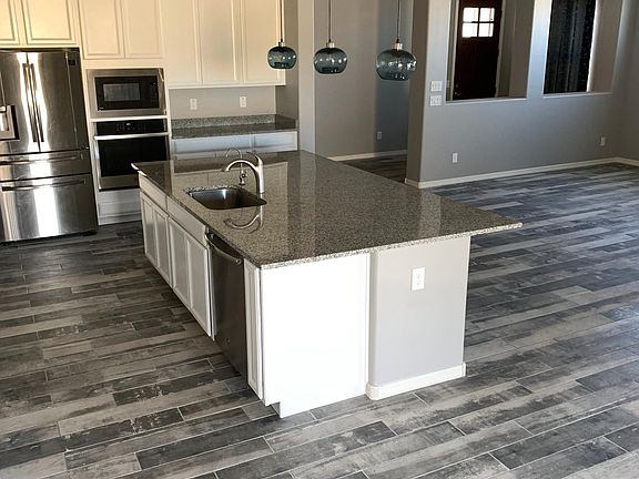 4th image of 17922 W Granite View Dr