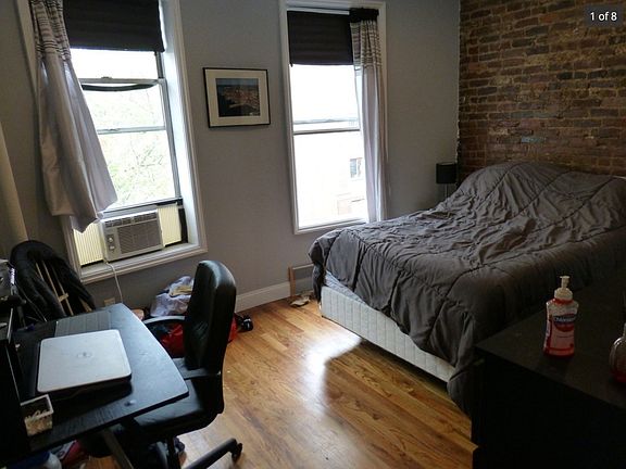4th image of 208 E 7th St APT 7