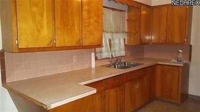 3rd image of 1411 Black Pond Dr