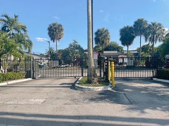 2nd image of 10180 NW 41st St #10180
