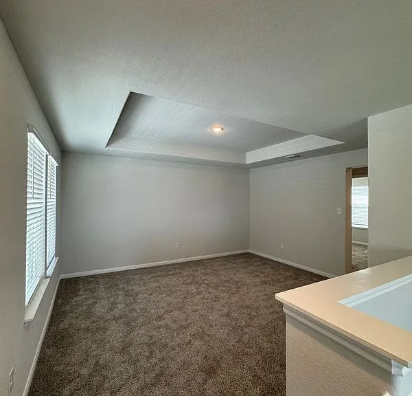 11131 Hollinger Cir — Photo 18