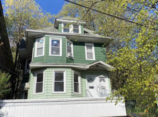 1 Ettrick Ter, Rutherford, NJ 07070