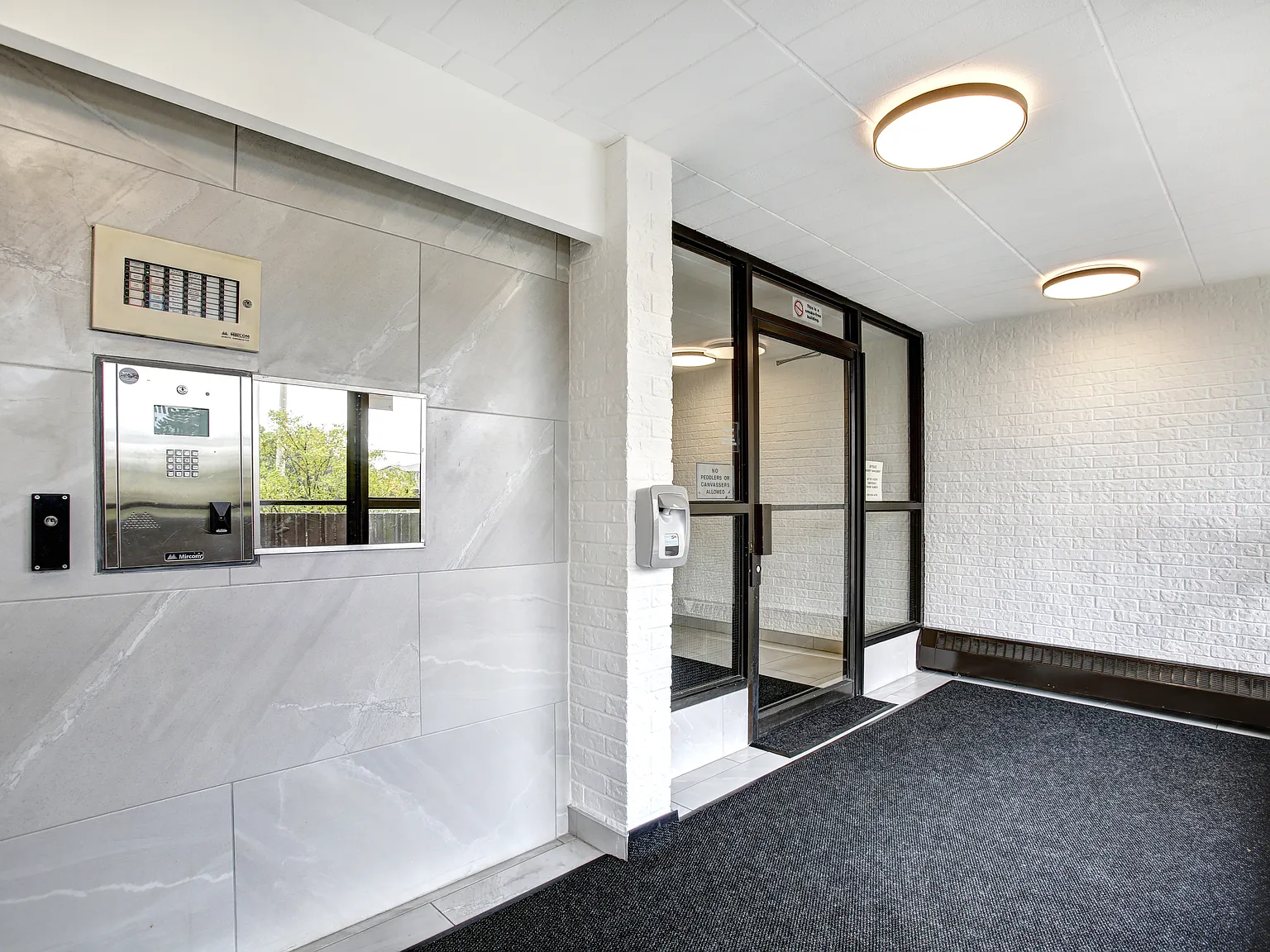 Castlegate Apartments — Photo 1