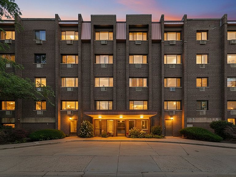 4623 N Chester Ave Unit 103W