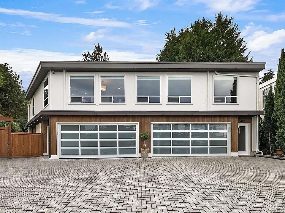 1st image of 9819 SE Shoreland Dr