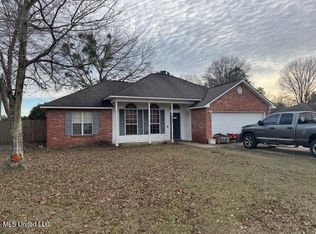 11601 Quail Creek Dr, Ocean Springs, MS 39564