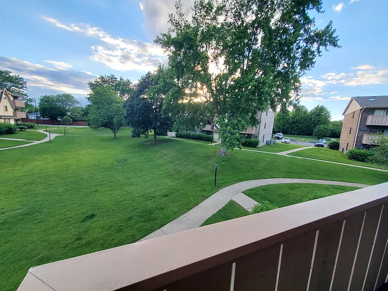 12 Echo Ct #8 — Photo 14