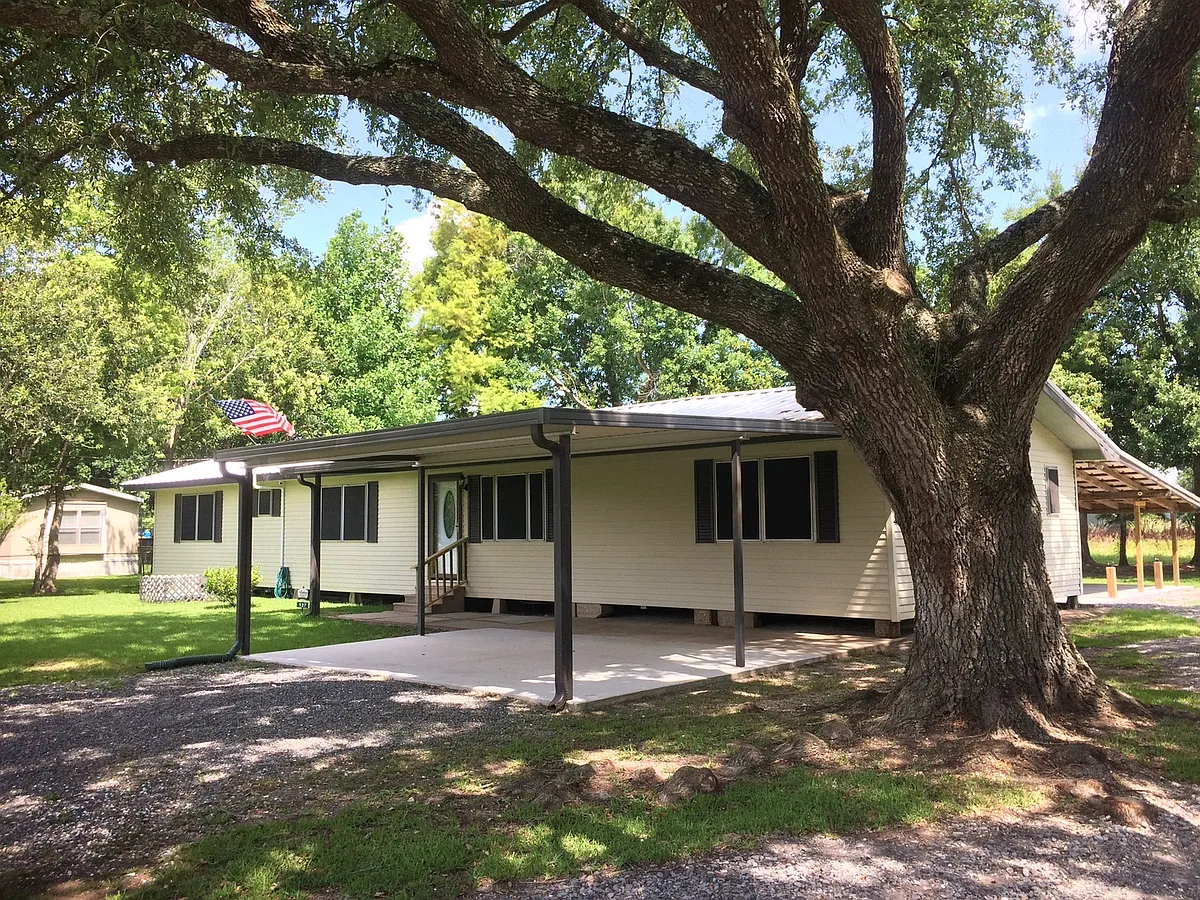 Building Photo - 127 Allister Rd
