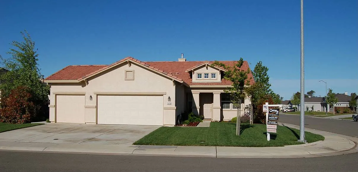 1278 Red Leaf Way photo 1