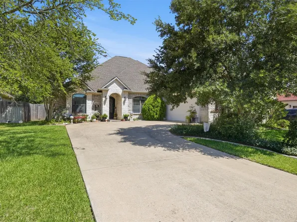 2446 Newark Cir, College Station, TX 77845
