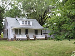 1883 E 100th Rd, Lecompton, KS 66050