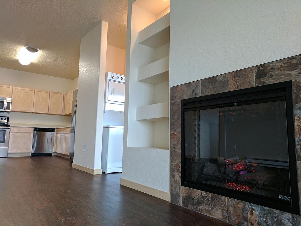 1st image of 6050 36th St S #B1