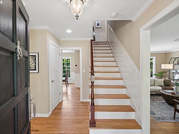 4th image of 5120 SW Santa Monica Ct