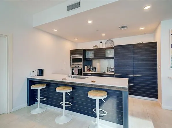 200 Biscayne Blvd Unit 1408, Miami, FL 33131