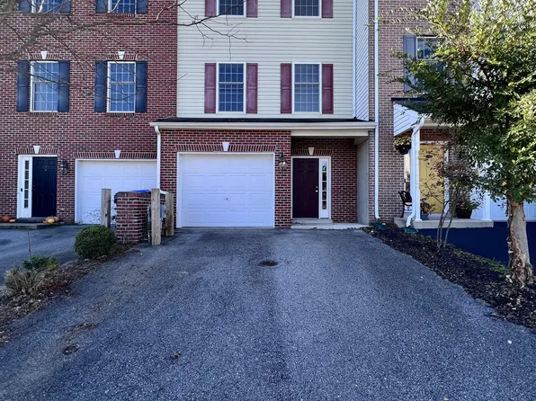 152 Pumpkin Patch Ln, Hockessin, DE 19707