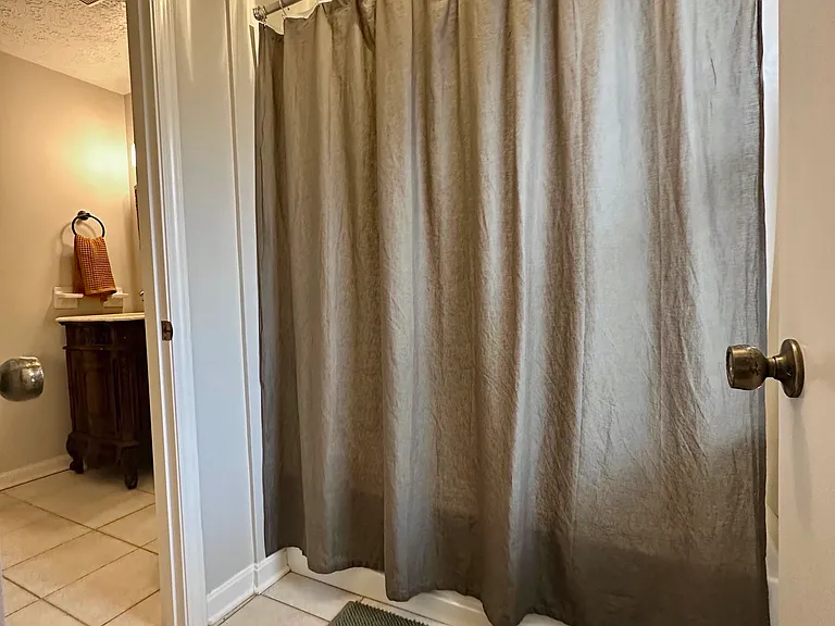 1018 Sir Lancelot Ln — Photo 17