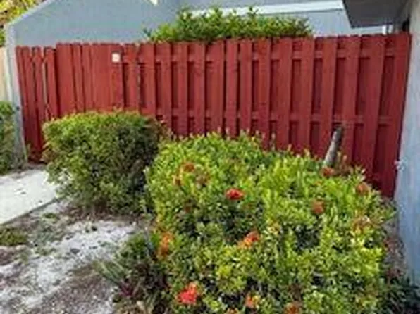 1 W Crossings Circle W #C, Boynton Beach, FL 33435