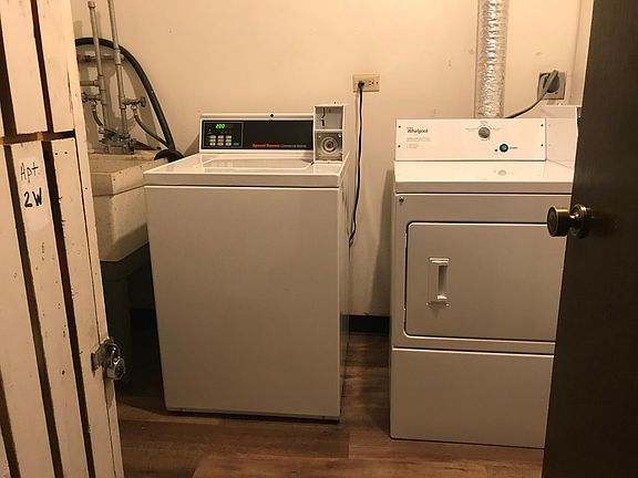 2nd image of 4035 W 119th St #3W
