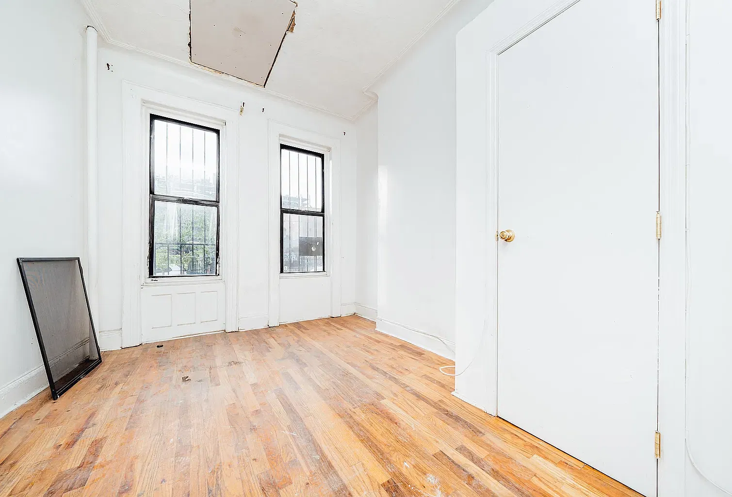 1428 Putnam Avenue — Photo 4