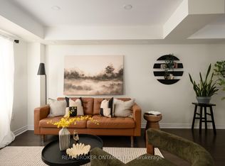 2280 Baronwood Dr #81, Oakville, ON L6M 4Z7