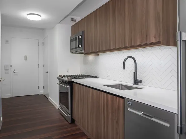 21 India St, Brooklyn, NY