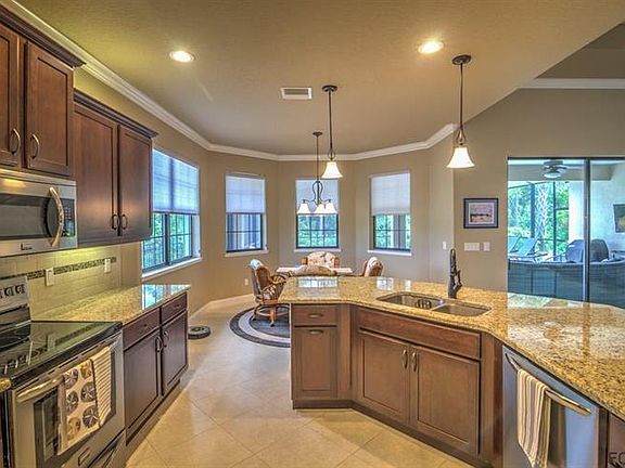 5th image of 104 Masters Cir
