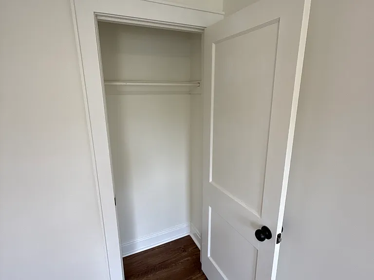 1829 S Champion Ave — Photo 29