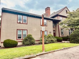 175 Massachusetts Ave APT 103, Warwick, RI 02888