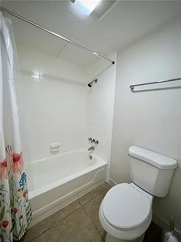 3320 N Arnoult Rd #112 — Photo 9