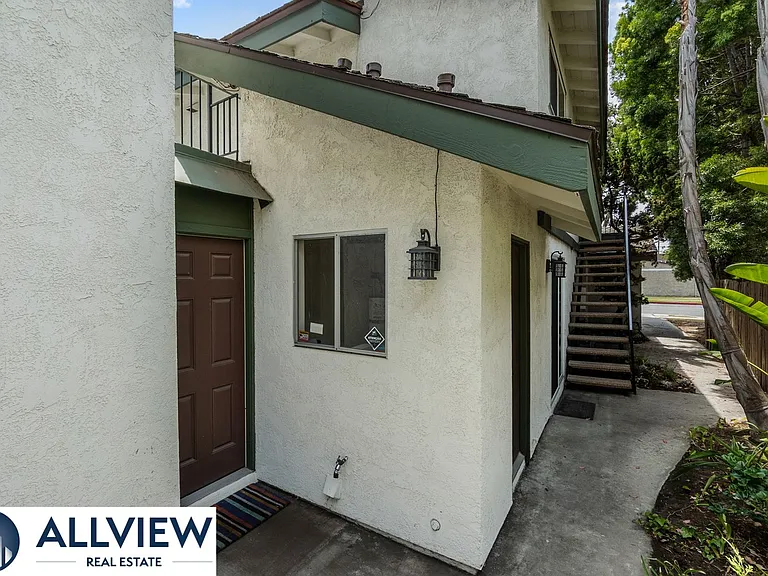203 Oswego Ave — Photo 23